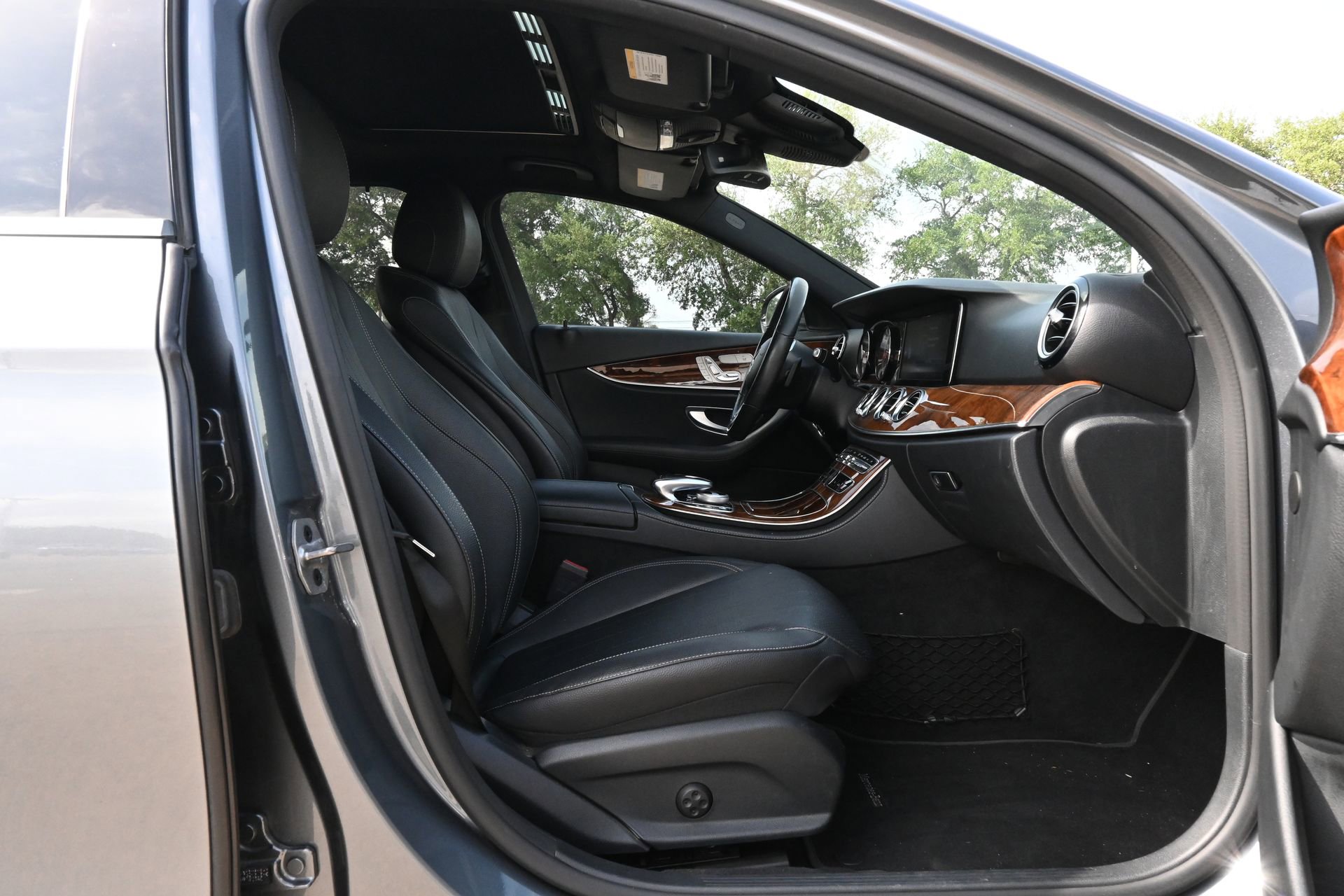Used 2019 Mercedes-Benz E 450 4MATIC Wagon image 26