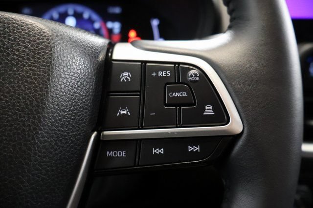 Certified 2025 Toyota Grand Highlander AWD Hybrid image 20