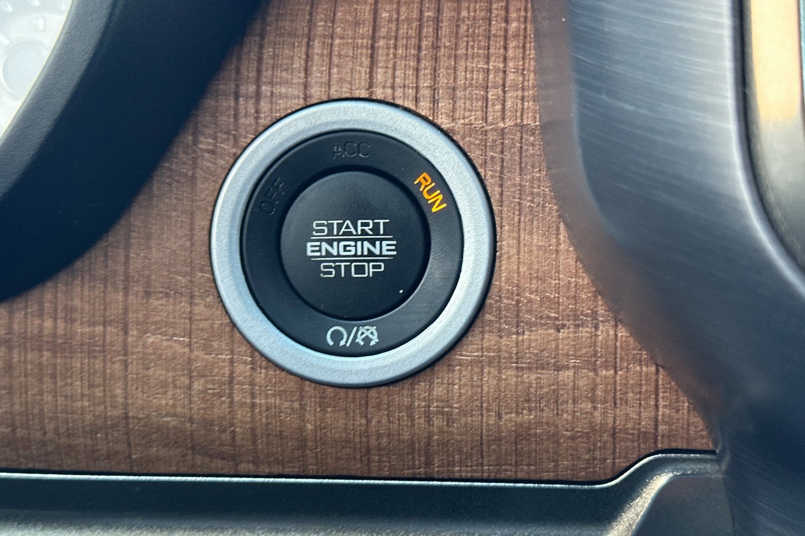 Used 2021 RAM 1500 Limited image 33