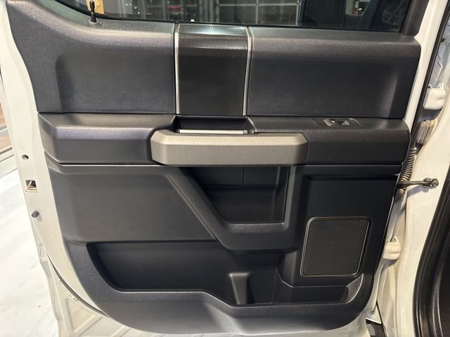 Used 2017 Ford F150 Raptor w/ Equipment Group 802A Luxury image 28