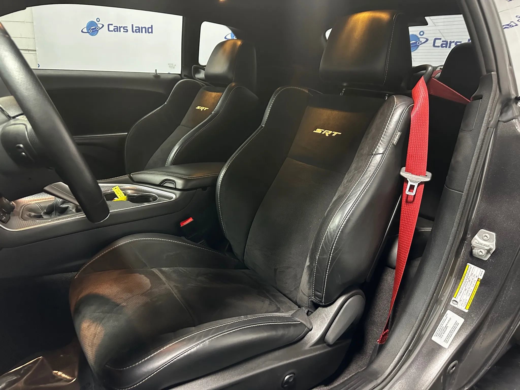 Used 2016 Dodge Challenger SRT Hellcat image 11