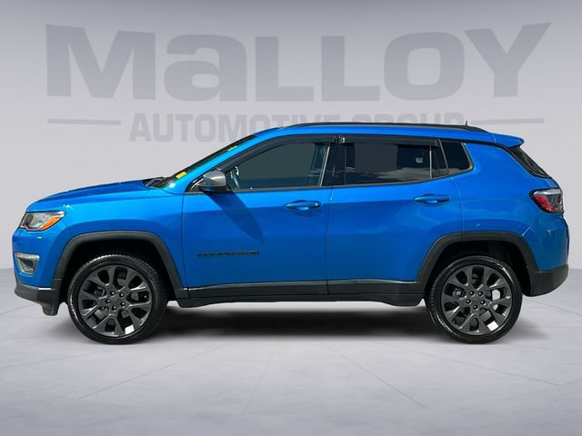 Used 2021 Jeep Compass Latitude w/ Sun and Sound Group AWD/4WD image 2