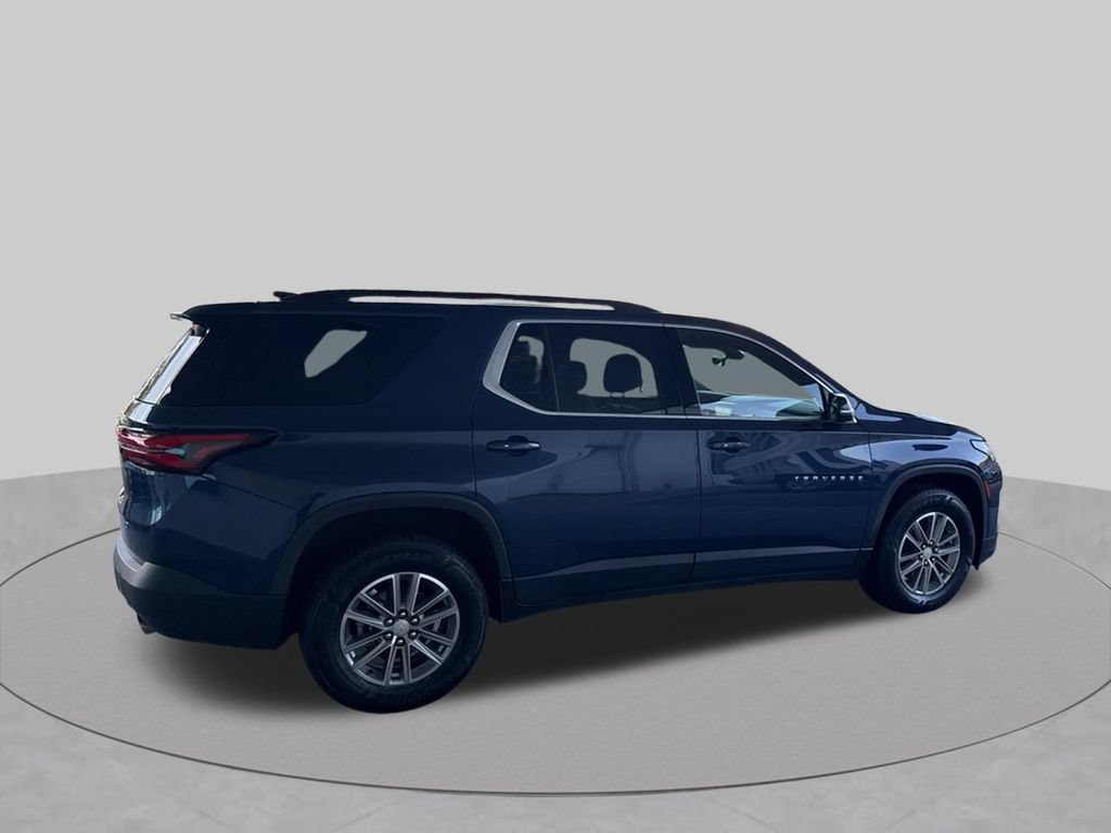 Used 2023 Chevrolet Traverse LT FWD image 9