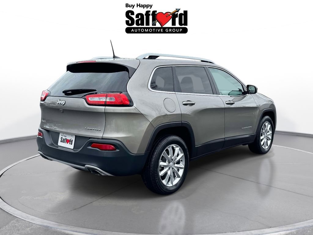 Used 2017 Jeep Cherokee Limited w/ Luxury Group AWD/4WD image 10