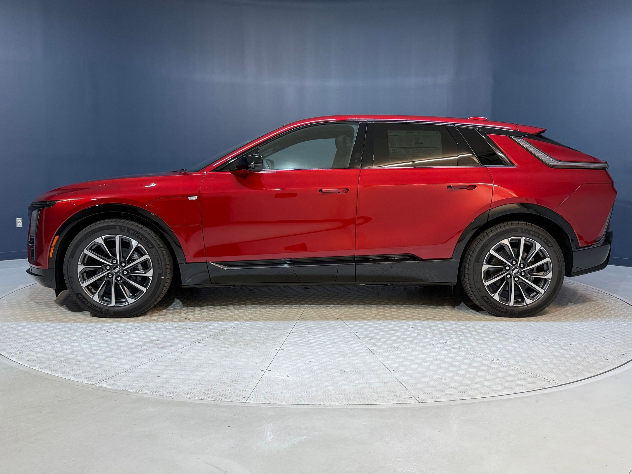 New 2025 Cadillac Lyriq Sport image 2