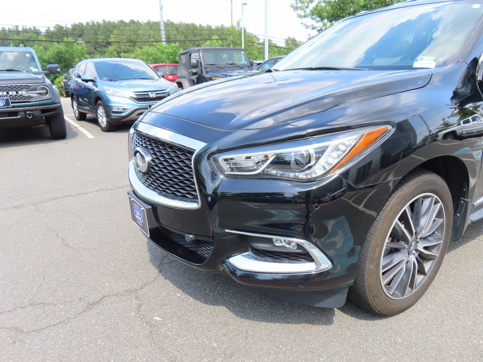 Used 2020 INFINITI QX60 Signature Edition AWD/4WD image 9