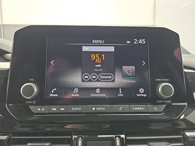 Used 2025 Nissan Pathfinder SV image 28