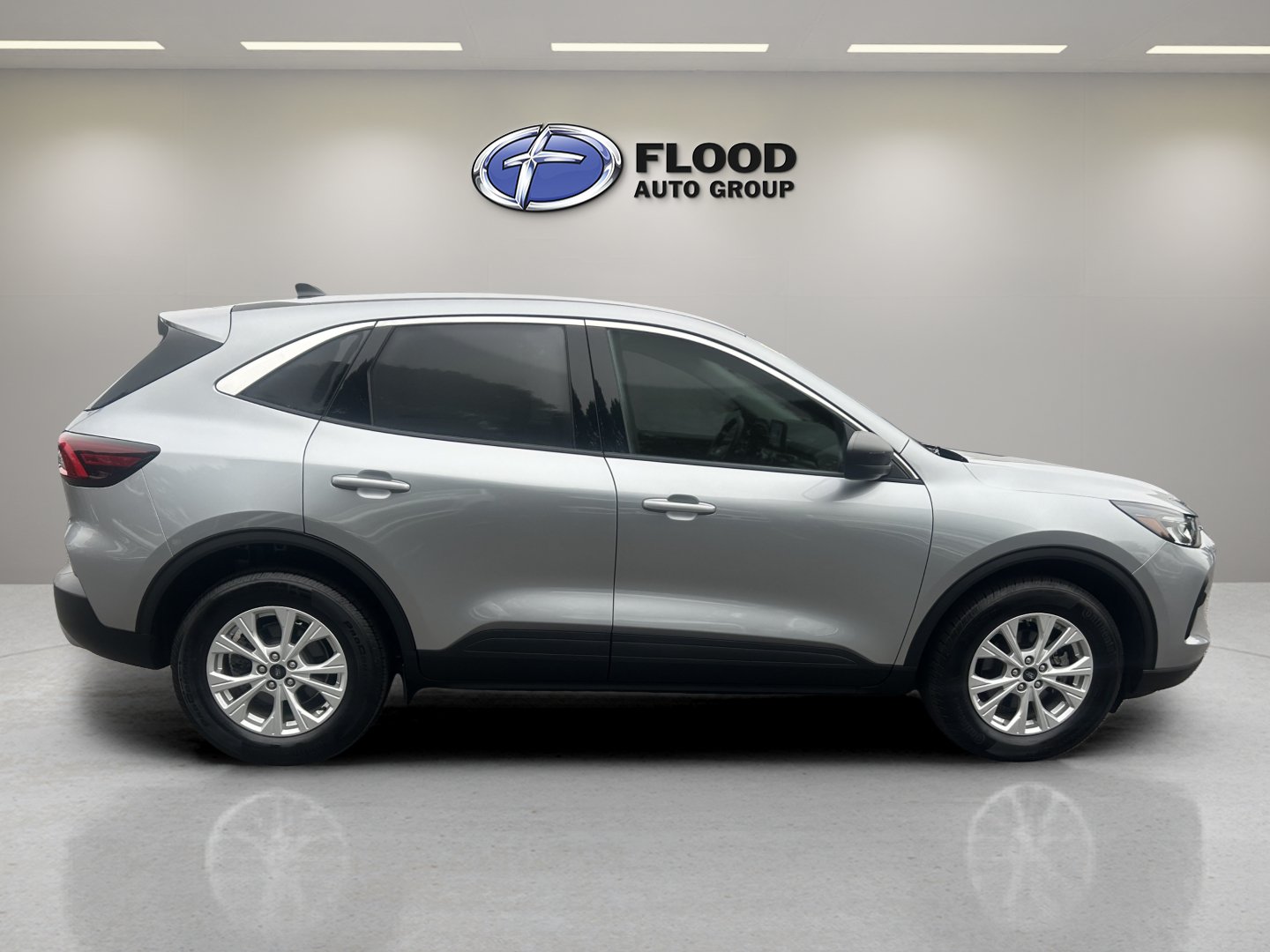 Used 2023 Ford Escape Active AWD/4WD image 4