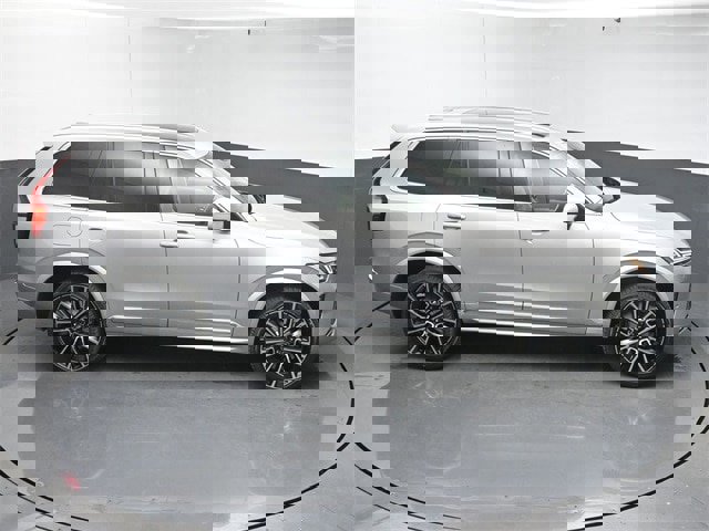 New 2025 Volvo XC90 B6 Ultra image 49