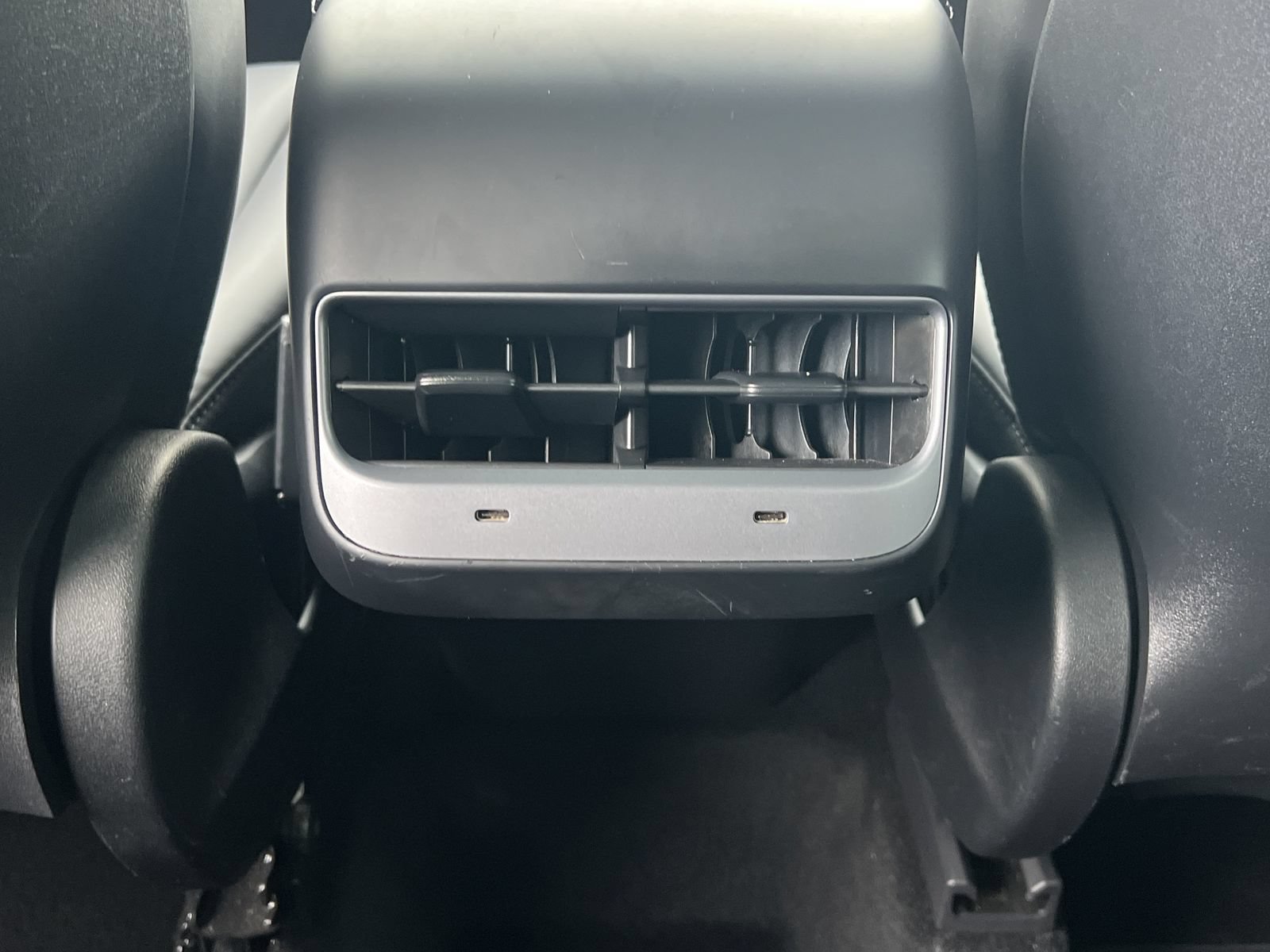 Used 2023 Tesla Model Y Long Range AWD/4WD image 17