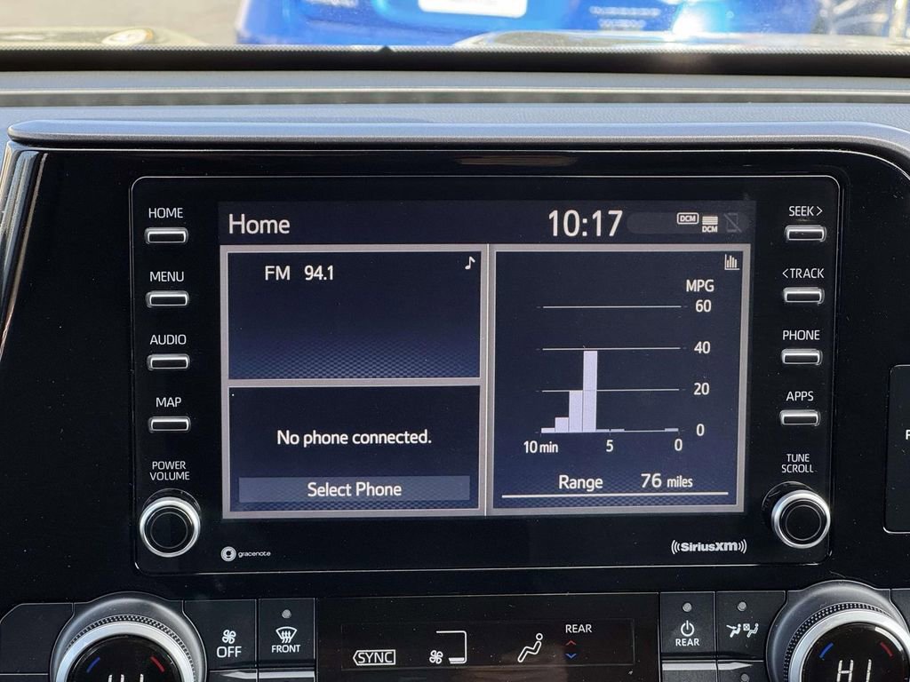 Used 2022 Toyota Highlander L image 3