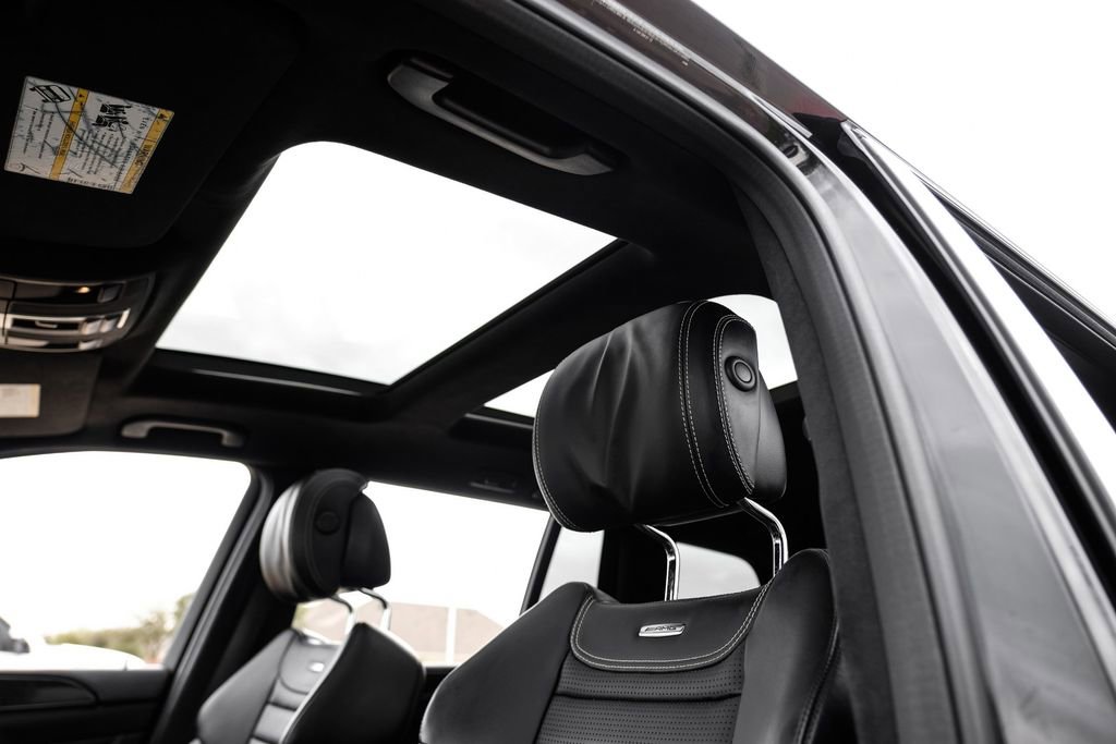 Used 2019 Mercedes-Benz GLS 63 AMG 4MATIC w/ AMG Night Styling Package image 4