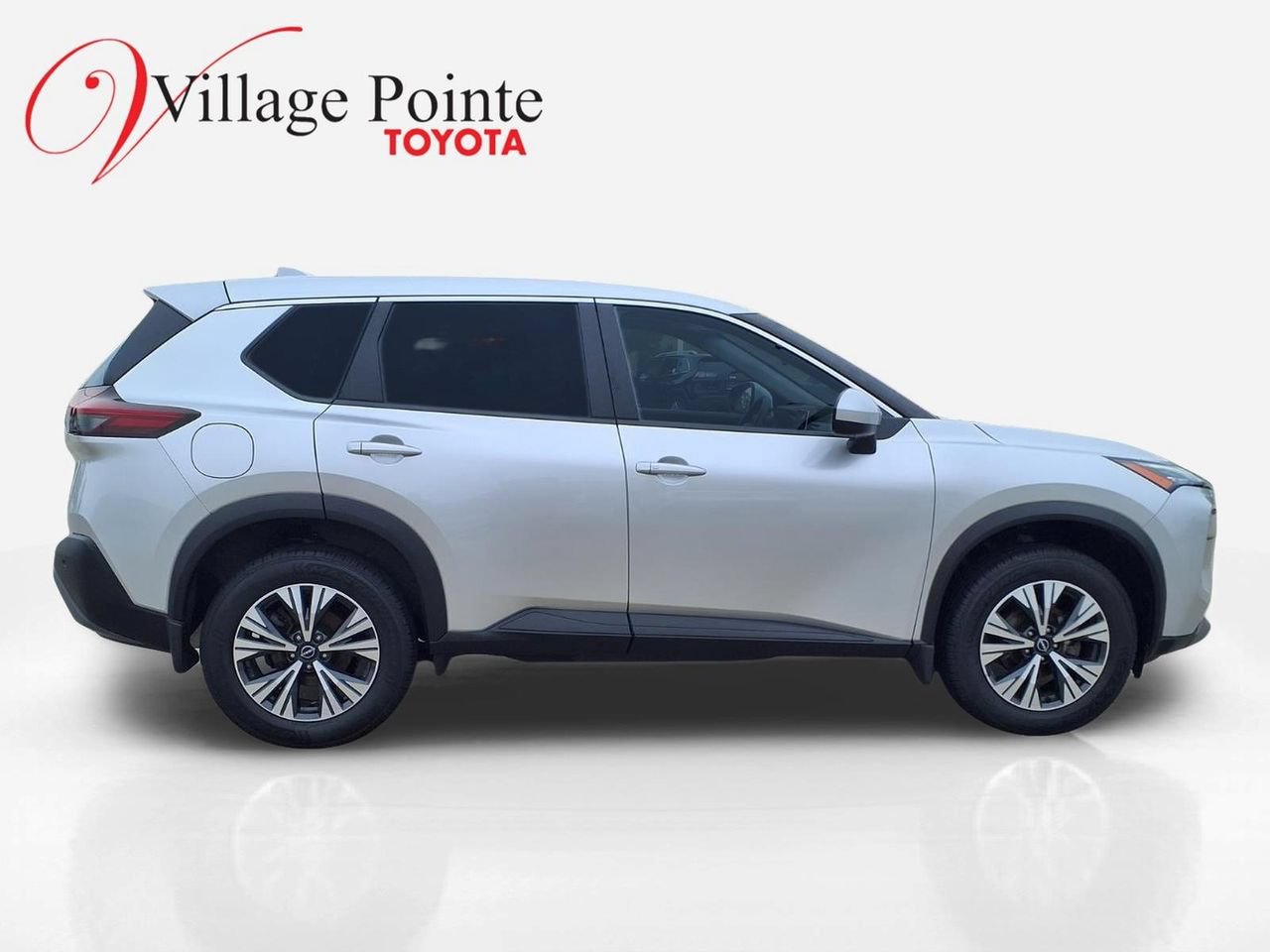 Used 2023 Nissan Rogue SV AWD/4WD image 7