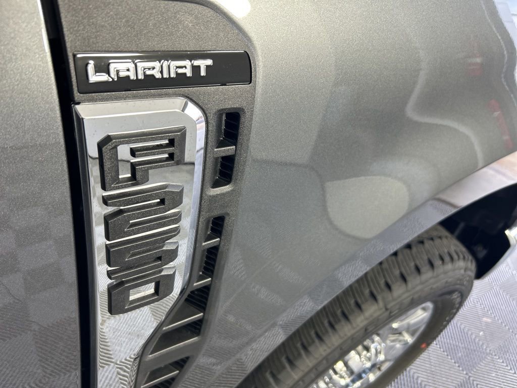 New 2026 Ford F250 Lariat image 4