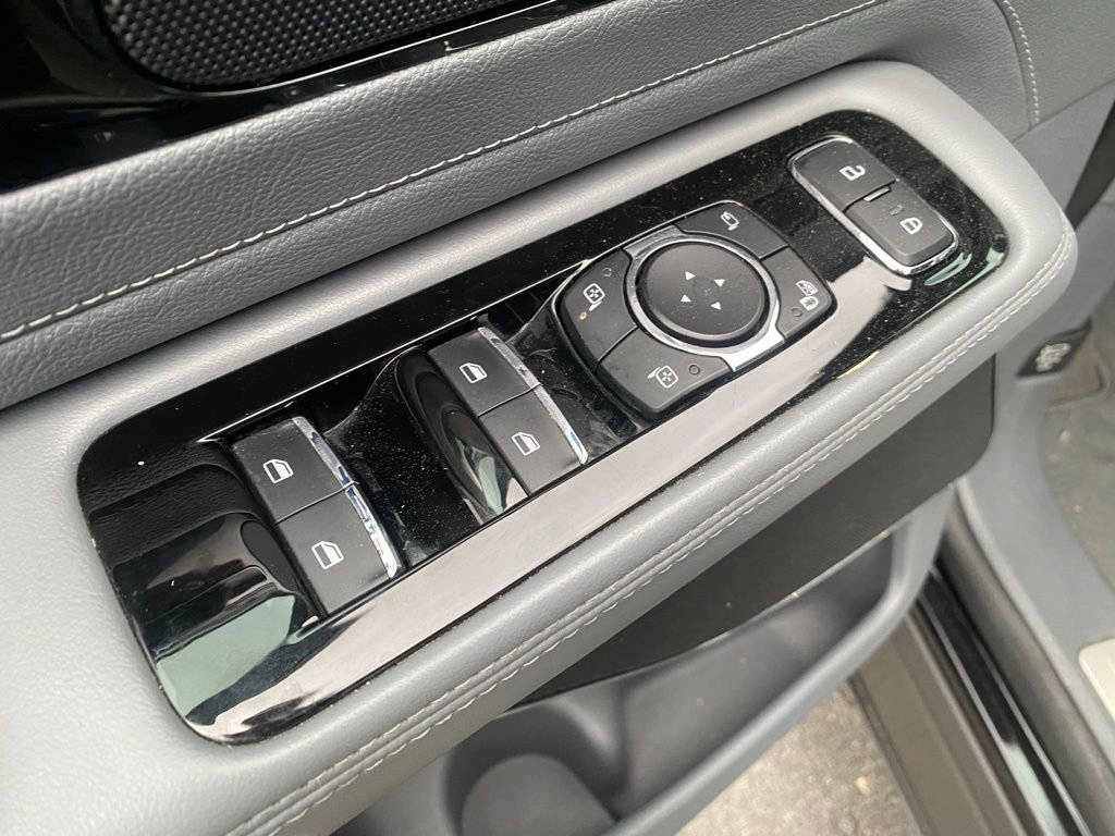 Used 2021 Lincoln Aviator Reserve RWD image 13