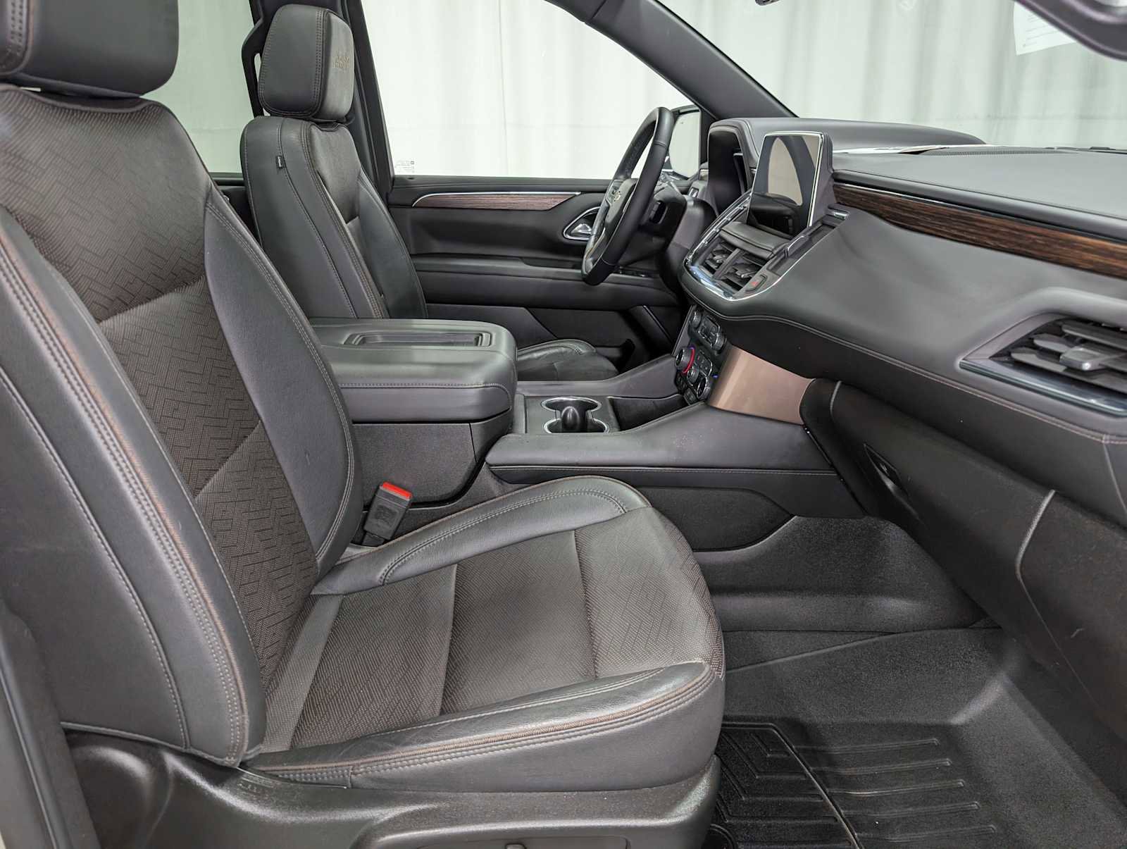 Used 2023 Chevrolet Tahoe High Country image 43