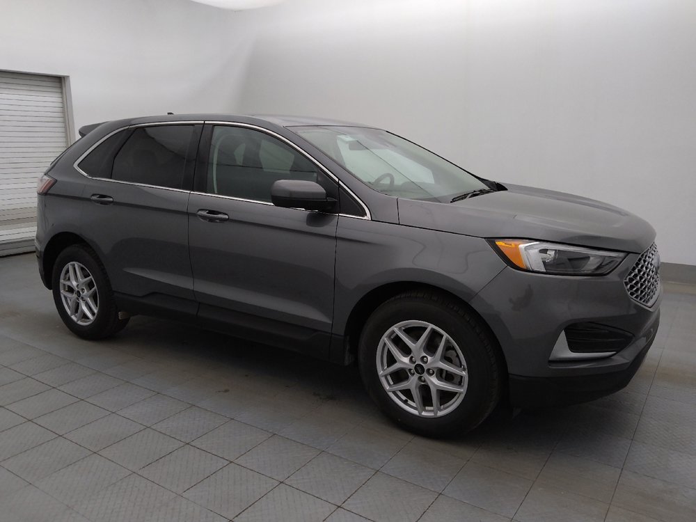 Used 2024 Ford Edge SEL image 11