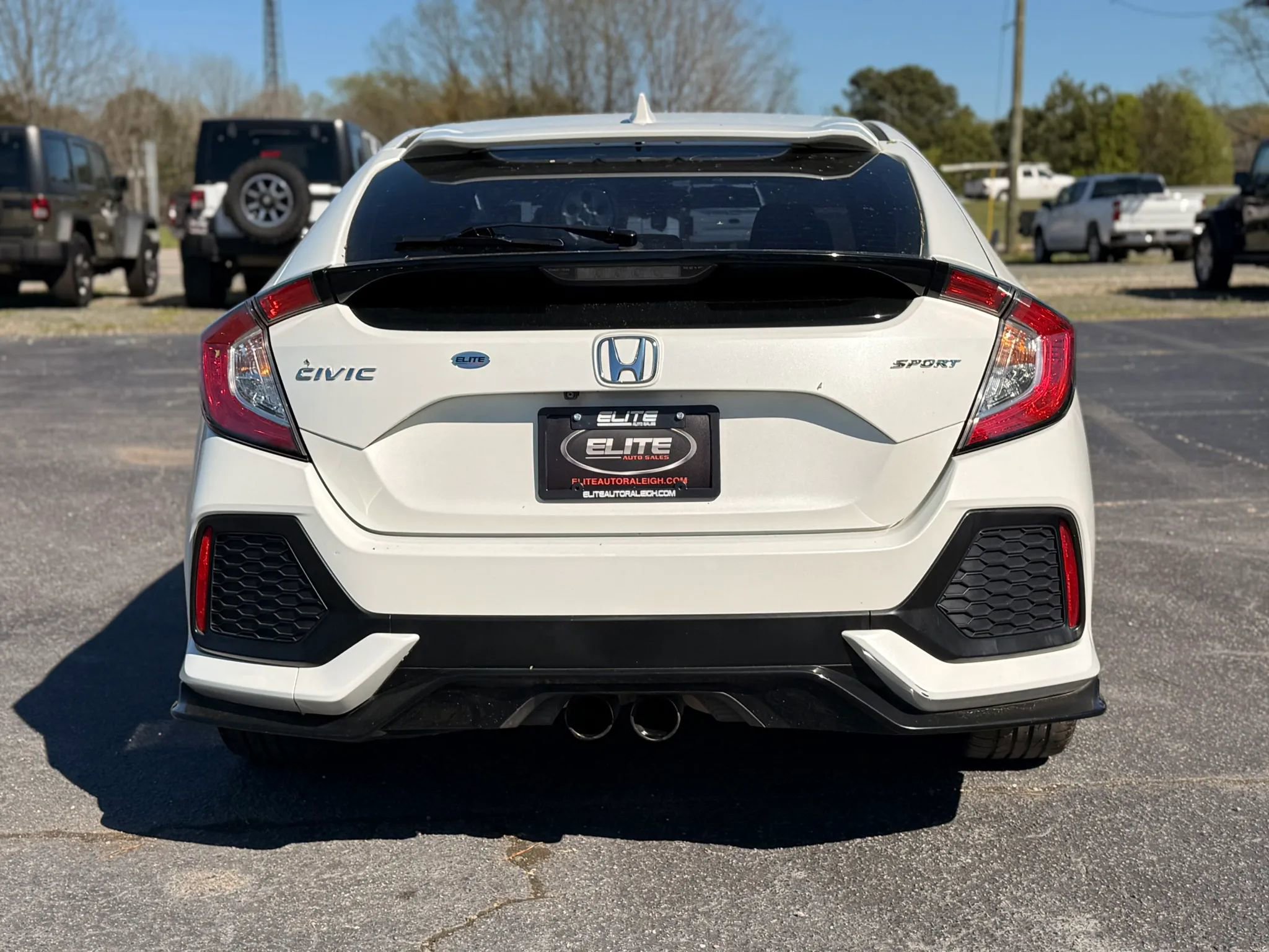 Used 2018 Honda Civic Sport image 8