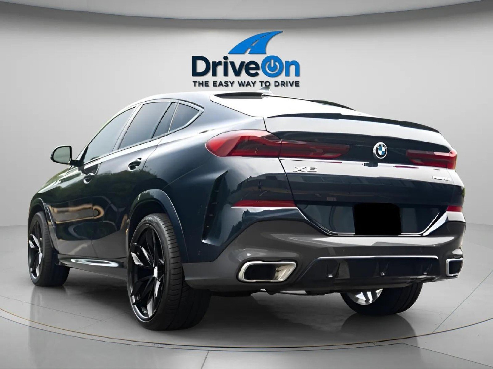 Used 2021 BMW X6 xDrive40i w/ M Sport Package image 6