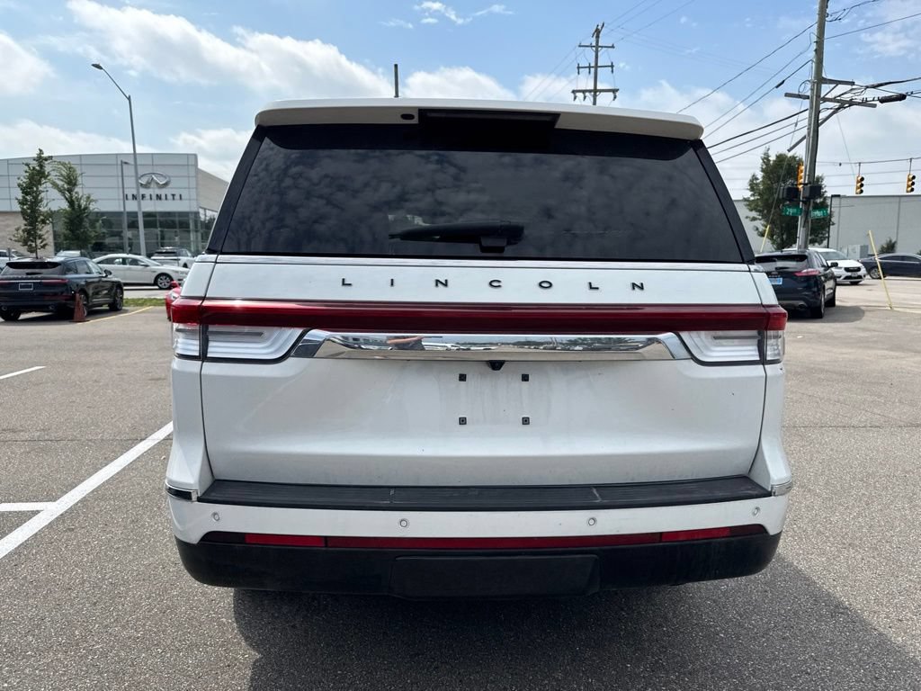 Used 2023 Lincoln Navigator Black Label AWD/4WD image 4