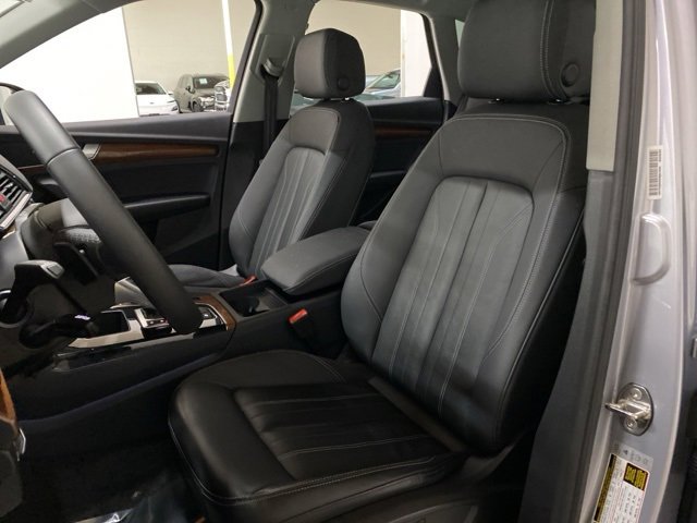 Used 2023 Audi Q5 2.0T Premium w/ Convenience Package image 66