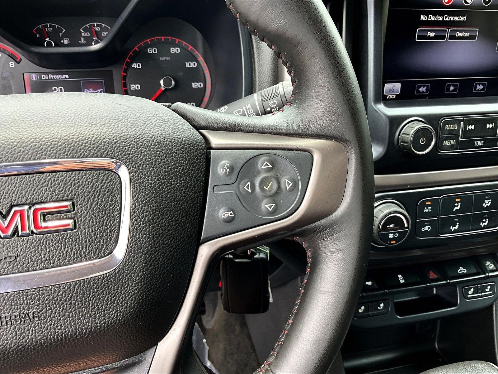 Used 2015 GMC Canyon SLE w/ All-Terrain Package AWD/4WD image 13