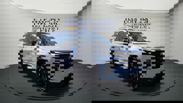 New 2026 Chevrolet Traverse LT w/ Midnight/Sport Edition