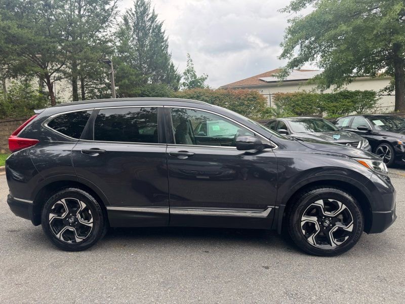 Used 2017 Honda CR-V Touring image 8