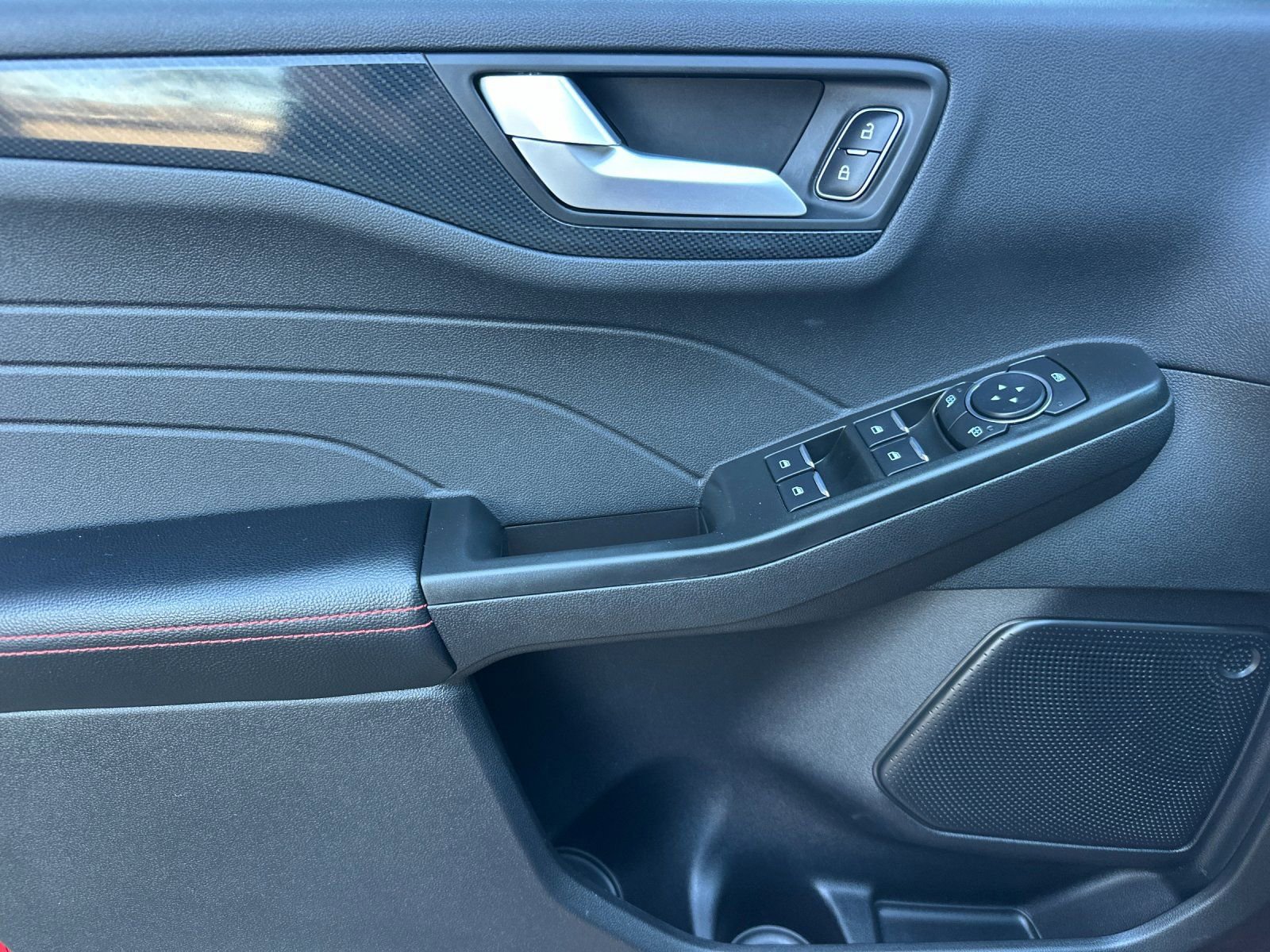 Used 2024 Ford Escape ST-Line w/ Tech Pack #1 image 12