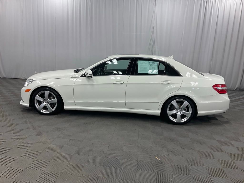 Used 2011 Mercedes-Benz E 350 4MATIC Sedan image 13