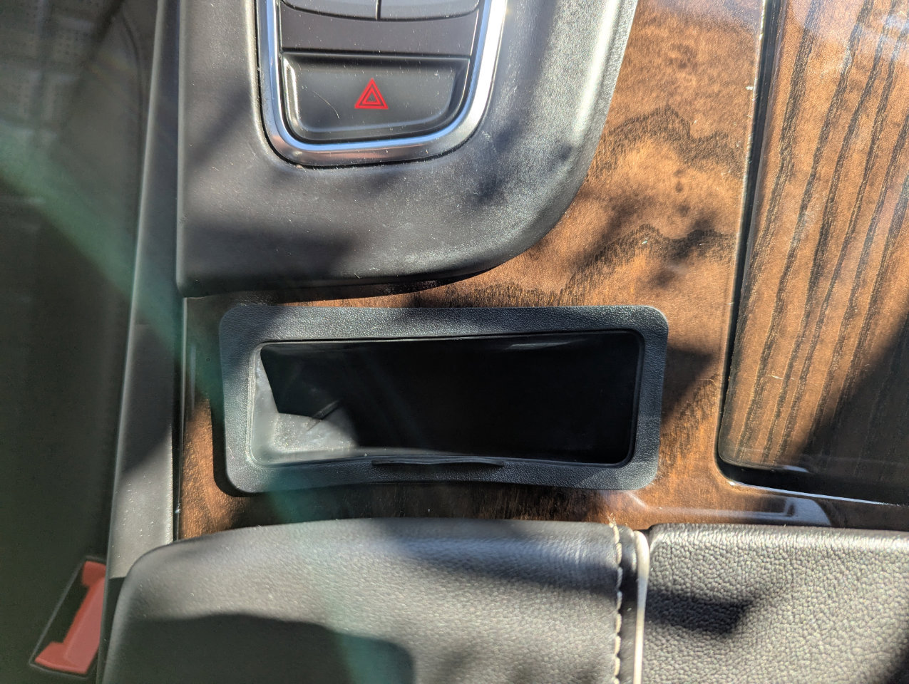 Used 2022 Cadillac Escalade ESV Sport Platinum AWD/4WD image 30