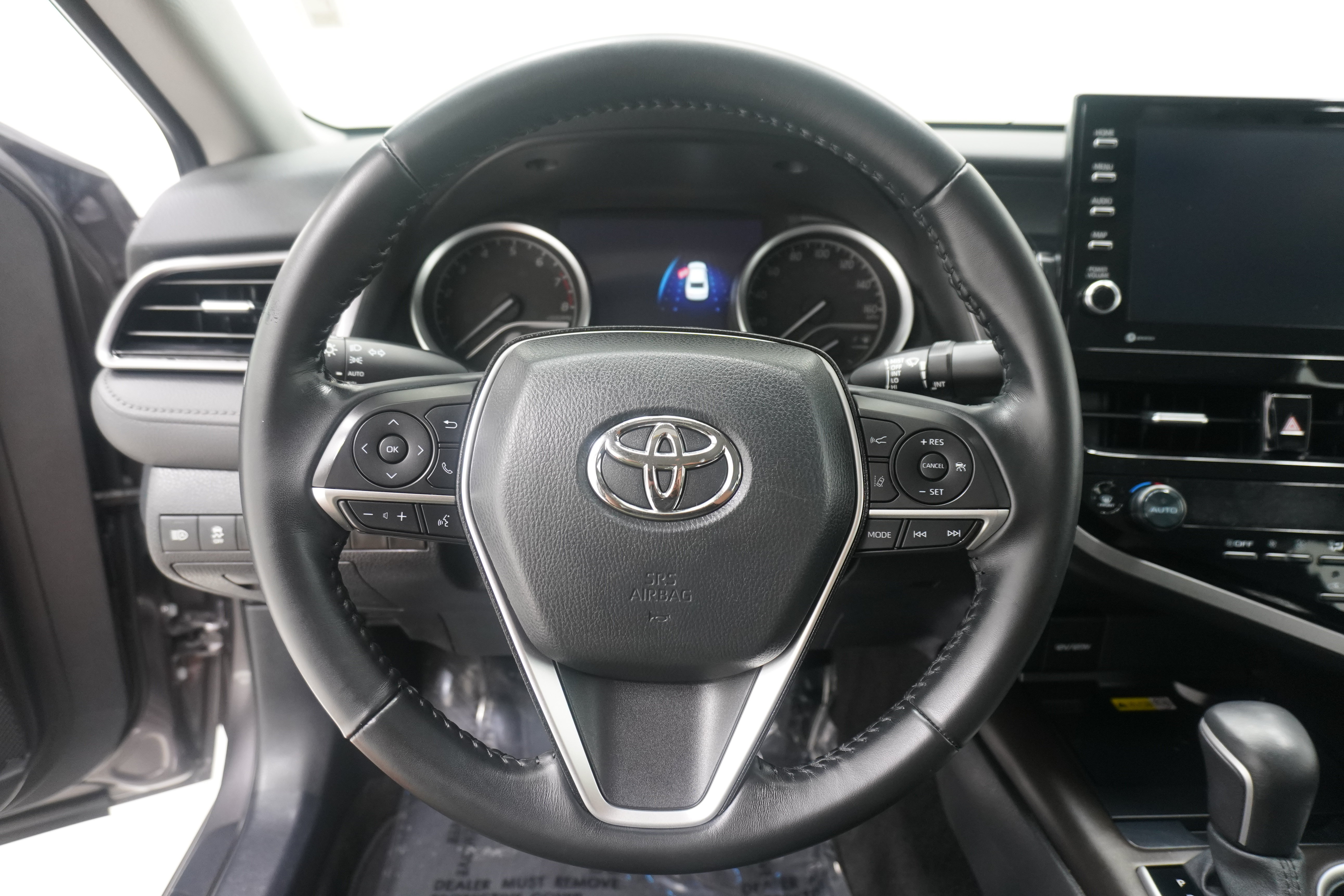 Used 2023 Toyota Camry XLE FWD image 15