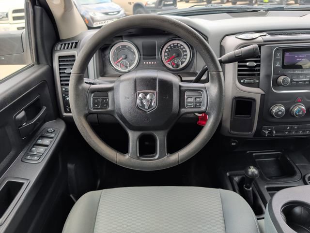 Used 2018 RAM 2500 Tradesman w/ Chrome Appearance Group AWD/4WD image 17