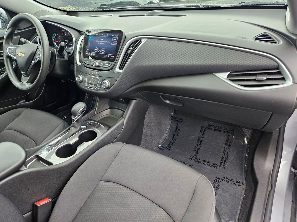 Certified 2025 Chevrolet Malibu LS image 34