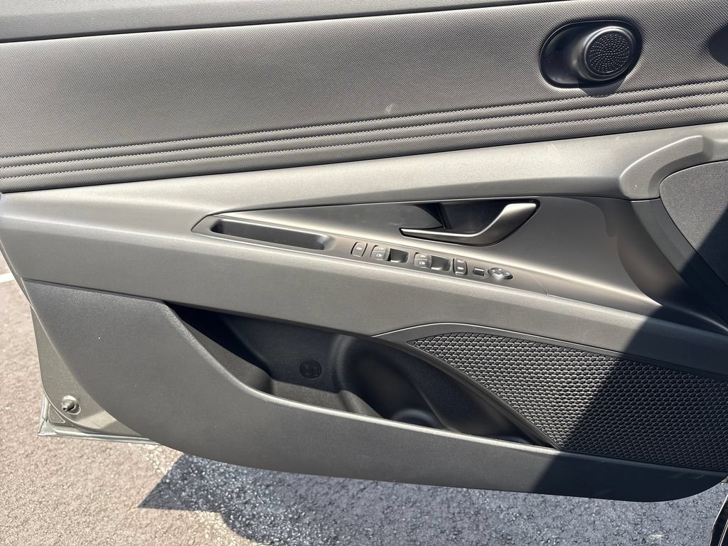New 2026 Hyundai Elantra Sport FWD image 3