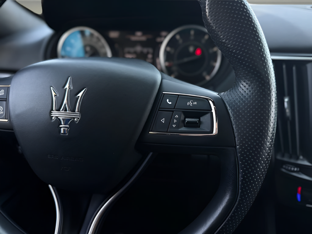Used 2022 Maserati Levante Modena AWD/4WD image 12