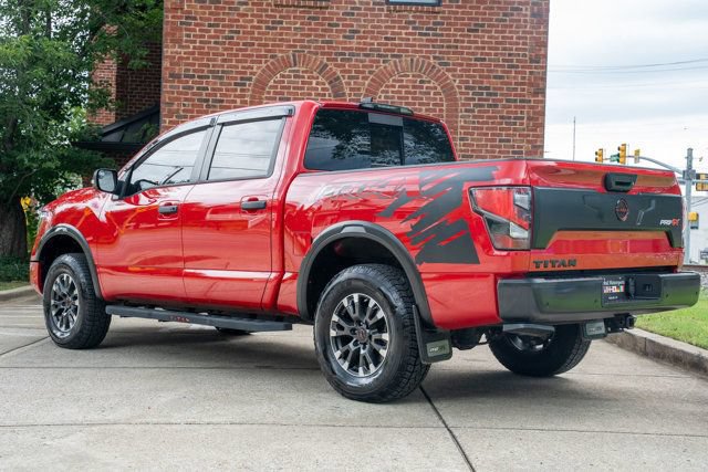 Used 2023 Nissan Titan PRO-4X w/ Pro-4x Convenience Package AWD/4WD image 7