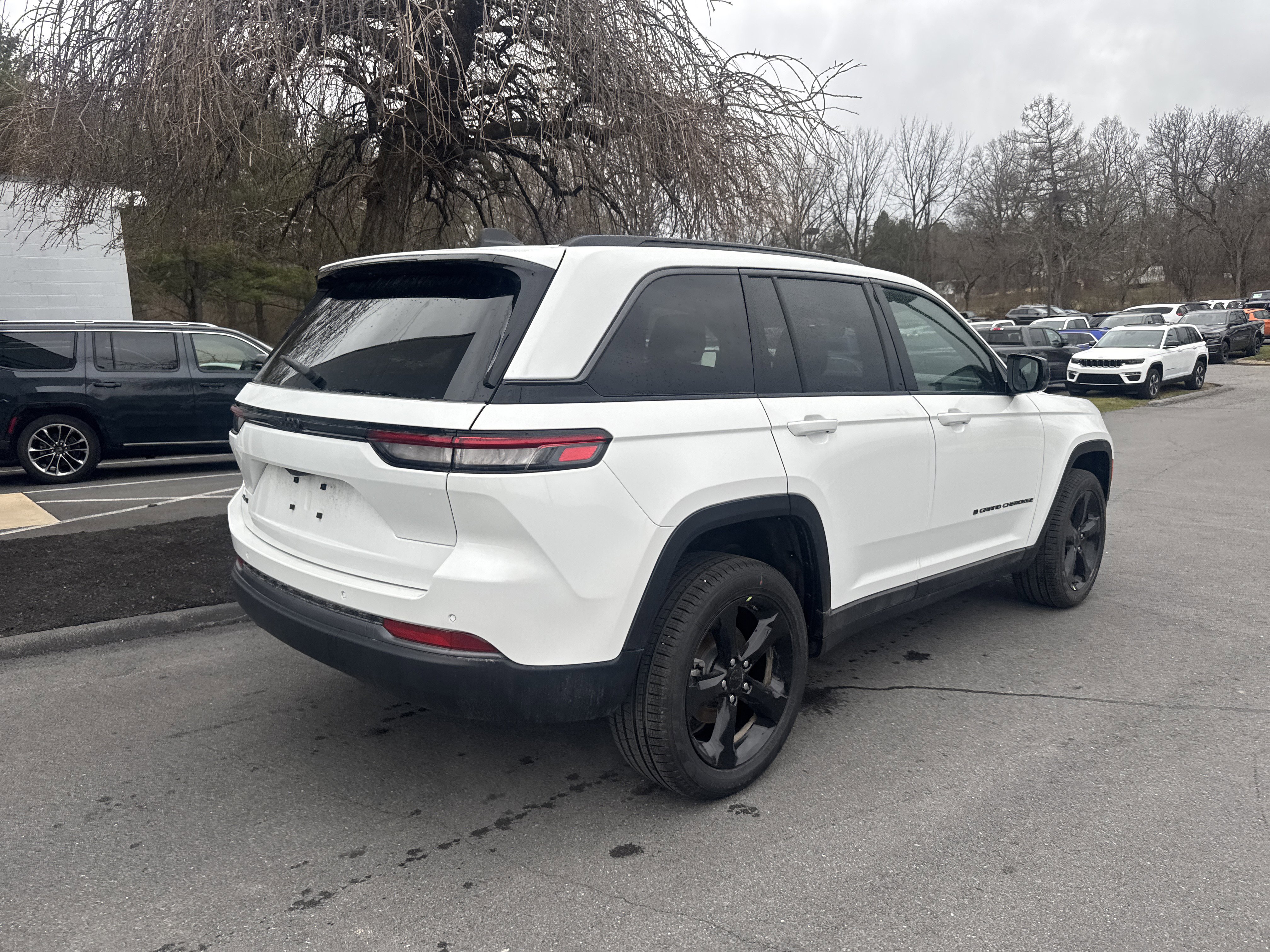 New 2026 Jeep Grand Cherokee Limited video 3