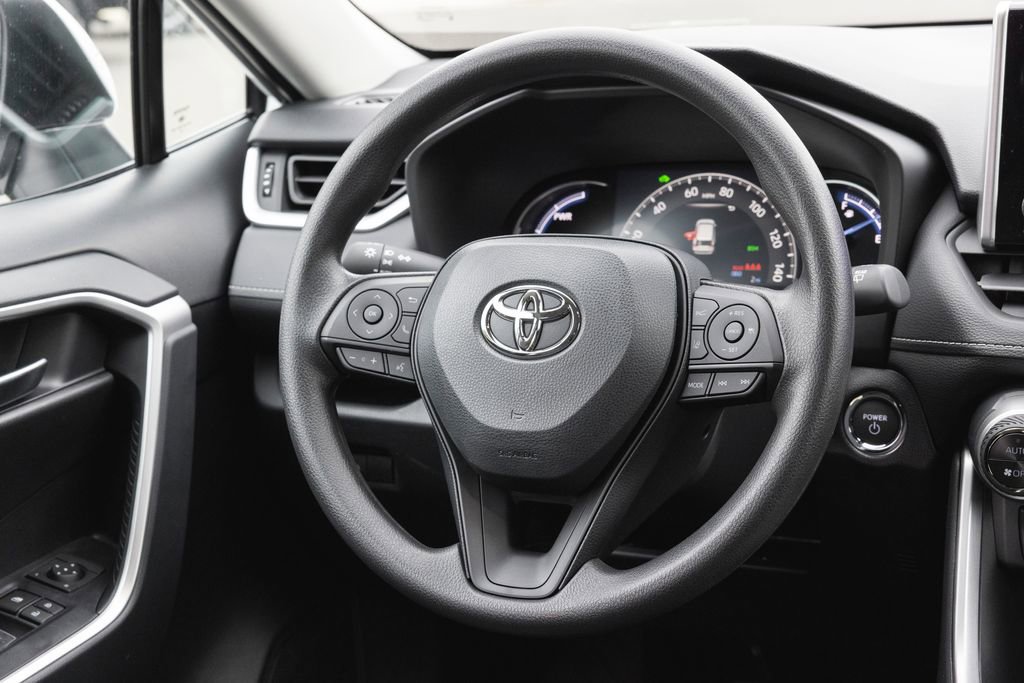 New 2025 Toyota RAV4 XLE image 10