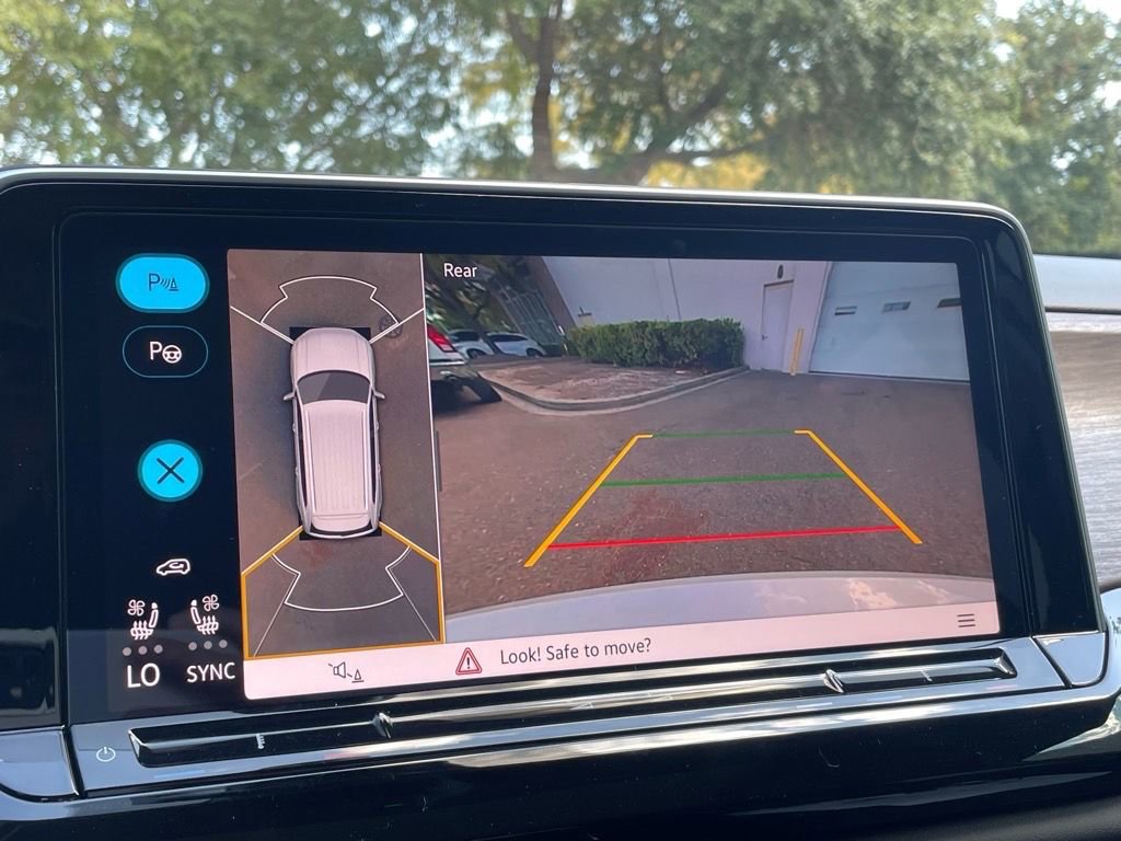 New 2026 Volkswagen Atlas SEL Premium R-Line image 13