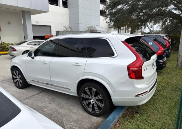 Used 2023 Volvo XC90 B6 Ultimate w/ Protection Package Premier image 3