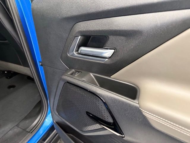 Used 2026 Chevrolet Silverado EV Trail Boss AWD/4WD image 27