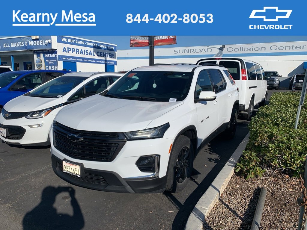 Used 2022 Chevrolet Traverse LT w/ Midnight/Sport Edition