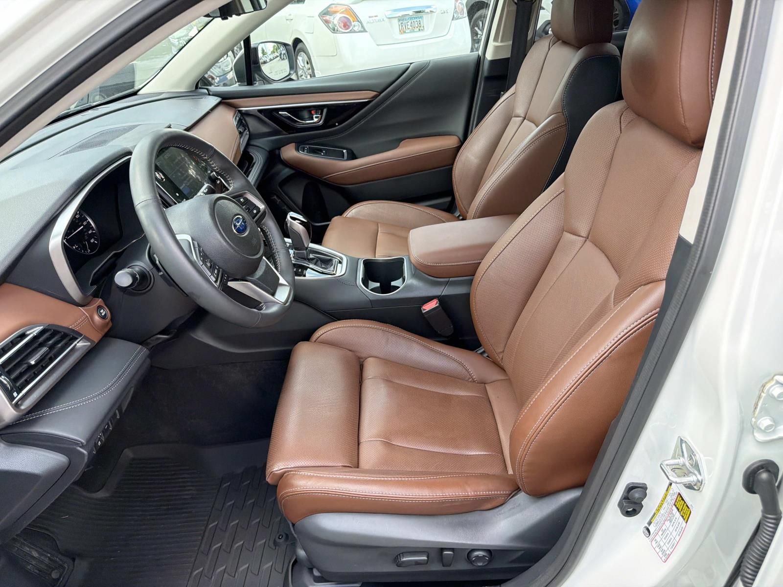 Certified 2025 Subaru Outback Touring XT w/ Tech Package 3 AWD/4WD image 2
