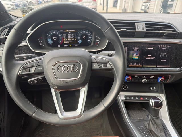 Used 2024 Audi Q3 2.0T Premium Plus w/ Premium Plus Package image 13