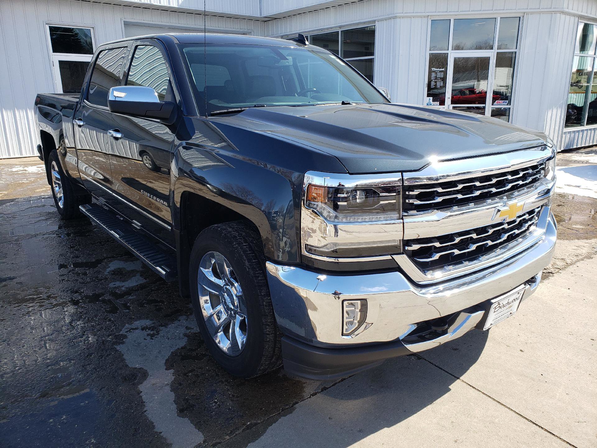 Used 2018 Chevrolet Silverado 1500 LTZ AWD/4WD image 7