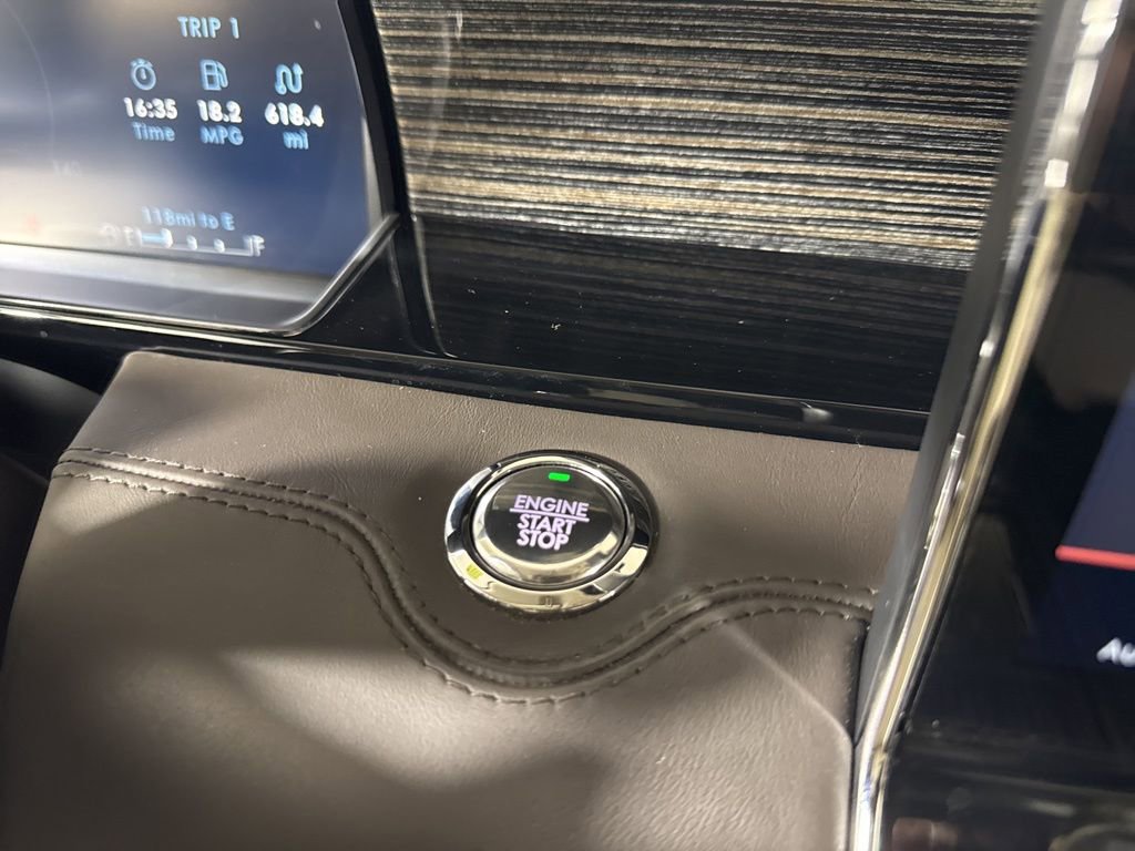 Certified 2023 Lincoln Navigator Black Label image 37