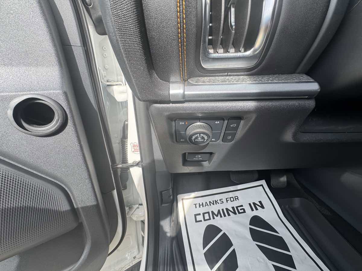 Used 2025 Ford Expedition Tremor image 17