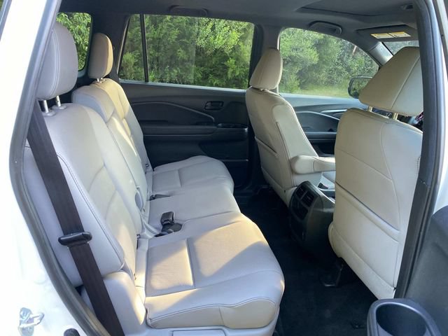 Used 2023 Honda Passport EX-L image 32
