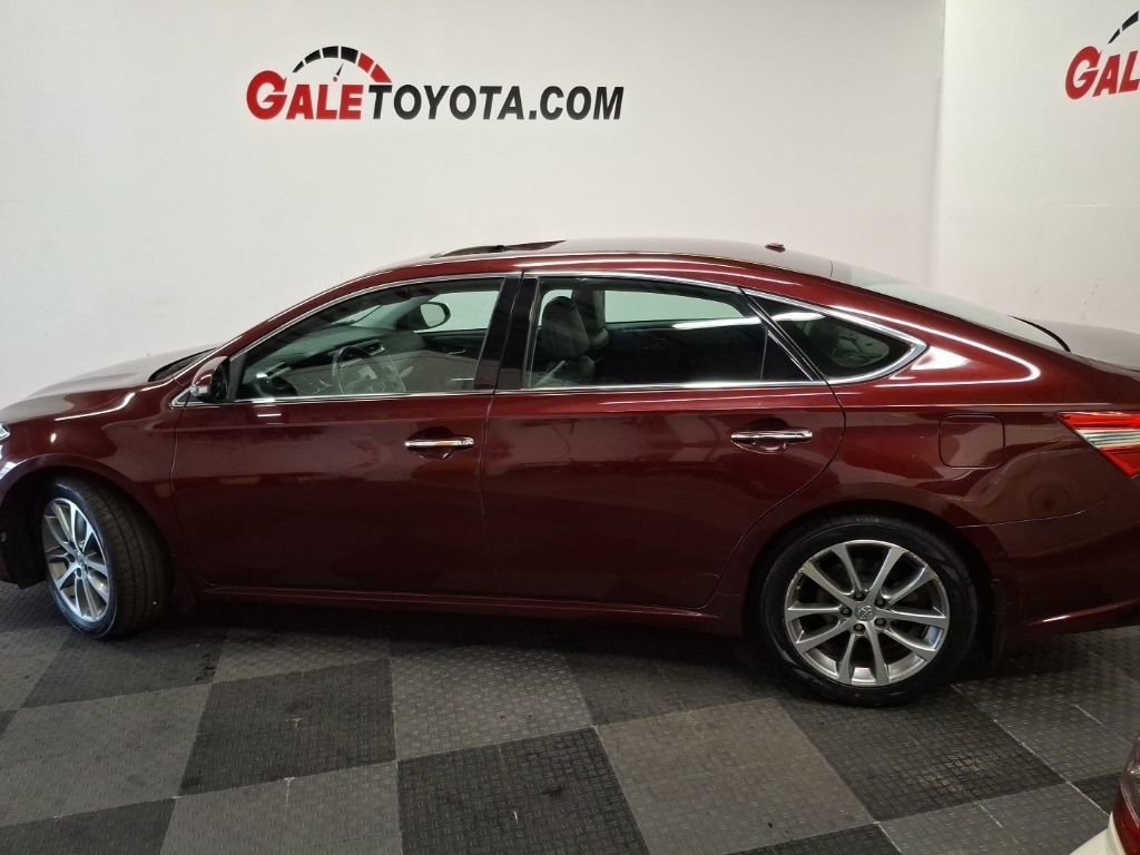 Used 2014 Toyota Avalon XLE Touring image 9
